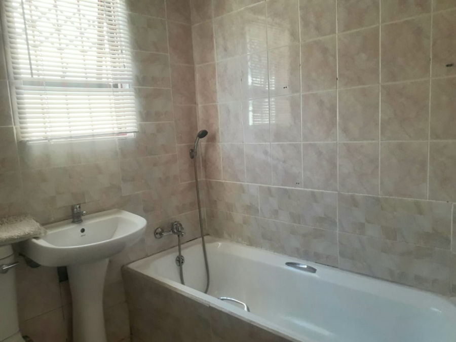 2 Bedroom Property for Sale in Motherwell Nu 2 Eastern Cape